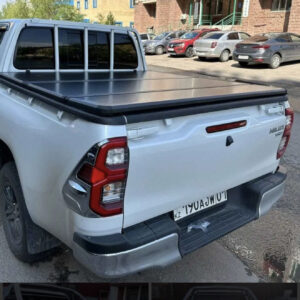 Крышка 3-х секционная в пикап Toyota Hilux Revo(араб)