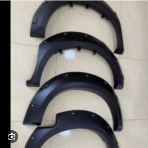 Фендер  HILUX Revo 2015